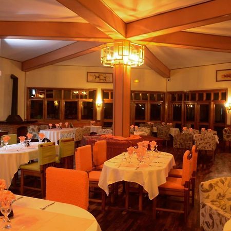 Andasibe Cyperus Hotel Moramanga ภายนอก รูปภาพ